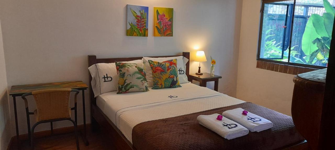 Ecohotel Bordones Isnos Екстериор снимка