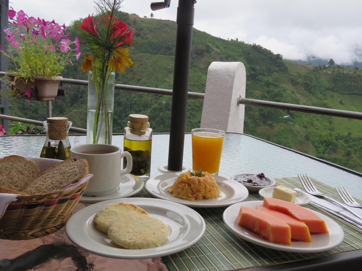 Ecohotel Bordones Isnos Екстериор снимка