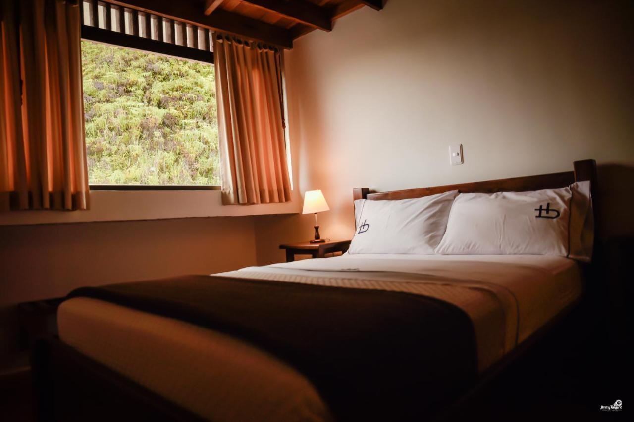 Ecohotel Bordones Isnos Екстериор снимка